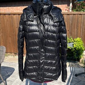 DNKY Women's Black Puffer Jacket w detachable hood